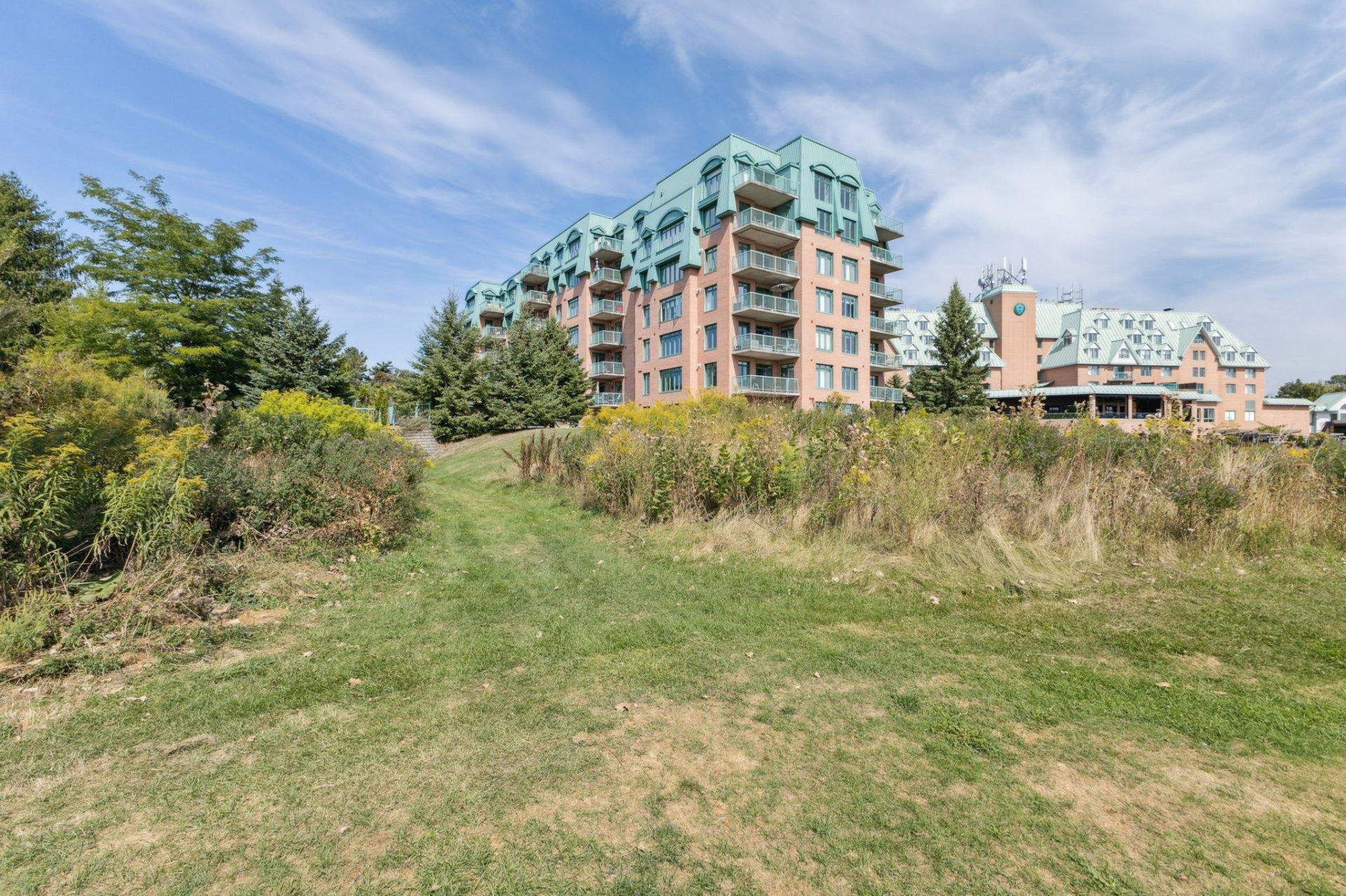 









1160


Ch. d'Aylmer

, 608,
Gatineau (Aylmer),




QC
J9H0E9

