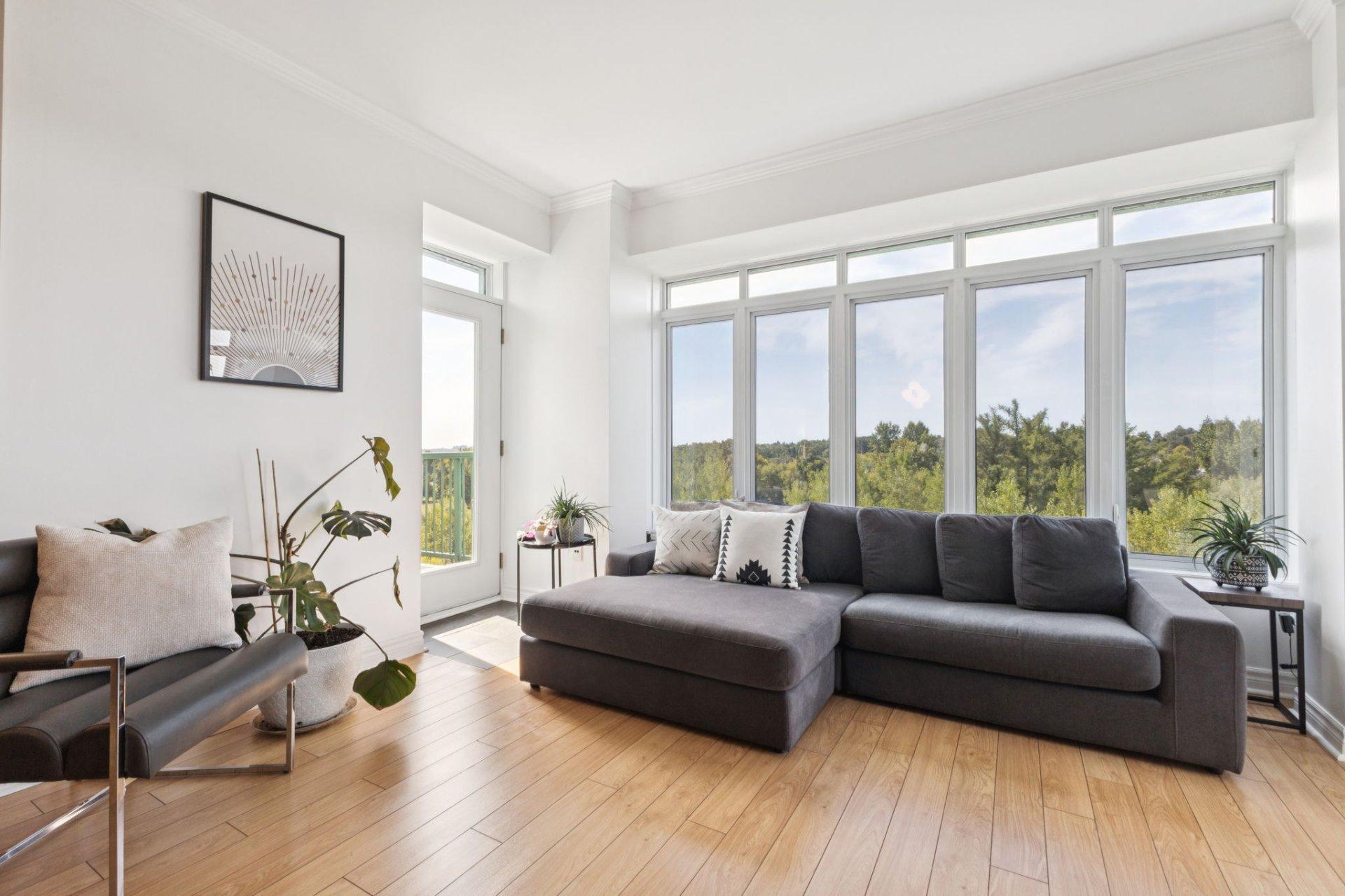 









1160


Ch. d'Aylmer

, 608,
Gatineau (Aylmer),




QC
J9H0E9

