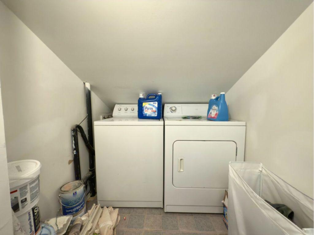 









3155


Gordon

Drive, 202,
Kelowna,




BC
V1W 3N5

