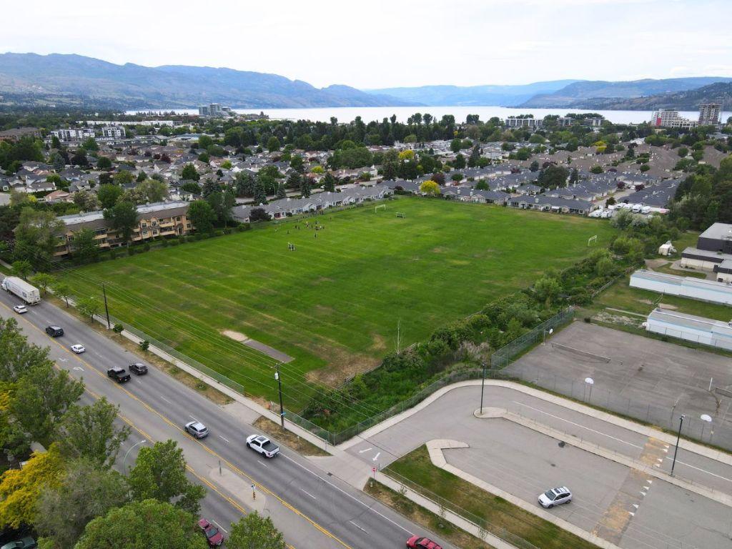 









3155


Gordon

Drive, 202,
Kelowna,




BC
V1W 3N5

