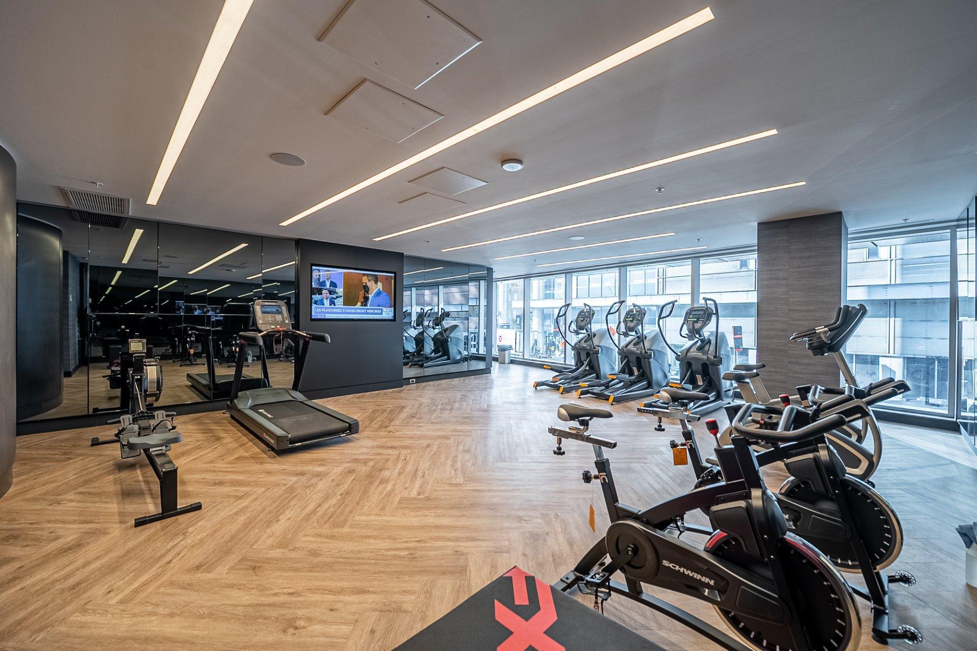 









1288


Rue St-Antoine O.

, 3104,
Montréal (Ville-Marie),




QC
H3C0X6


