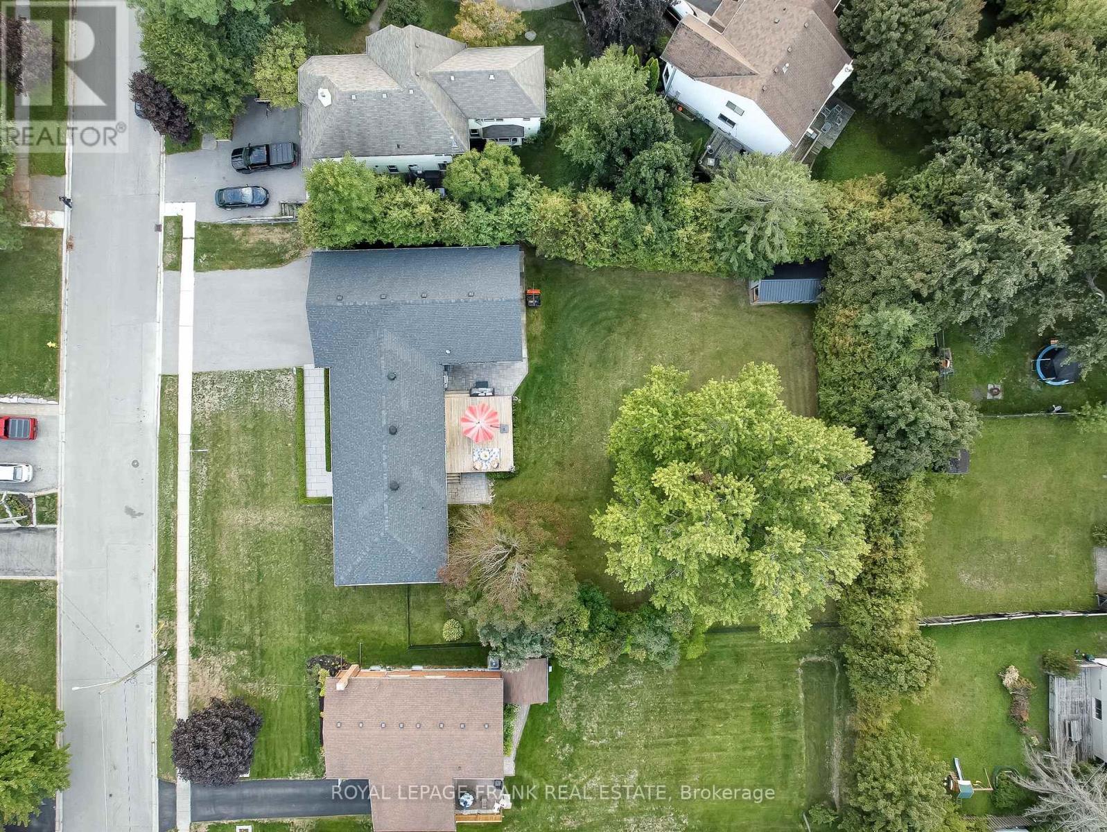 












393 LORNE STREET

,
Scugog (Port Perry),




Ontario
L9L1G1


