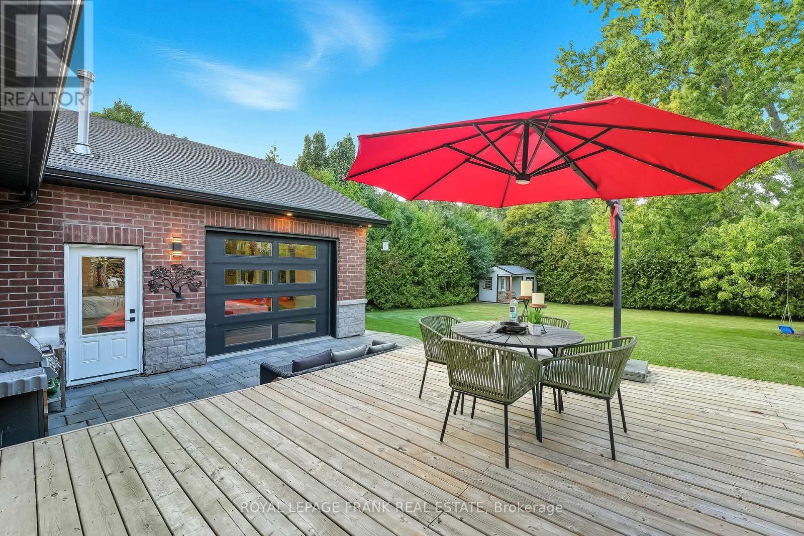 












393 LORNE STREET

,
Scugog (Port Perry),




Ontario
L9L1G1


