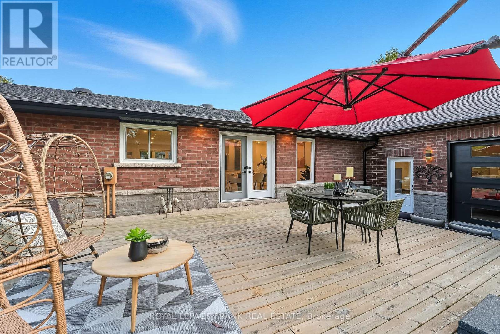 












393 LORNE STREET

,
Scugog (Port Perry),




Ontario
L9L1G1

