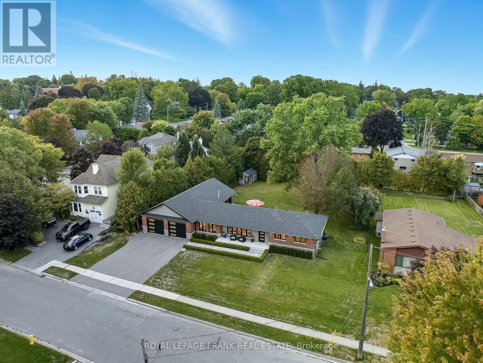 












393 LORNE STREET

,
Scugog (Port Perry),




Ontario
L9L1G1

