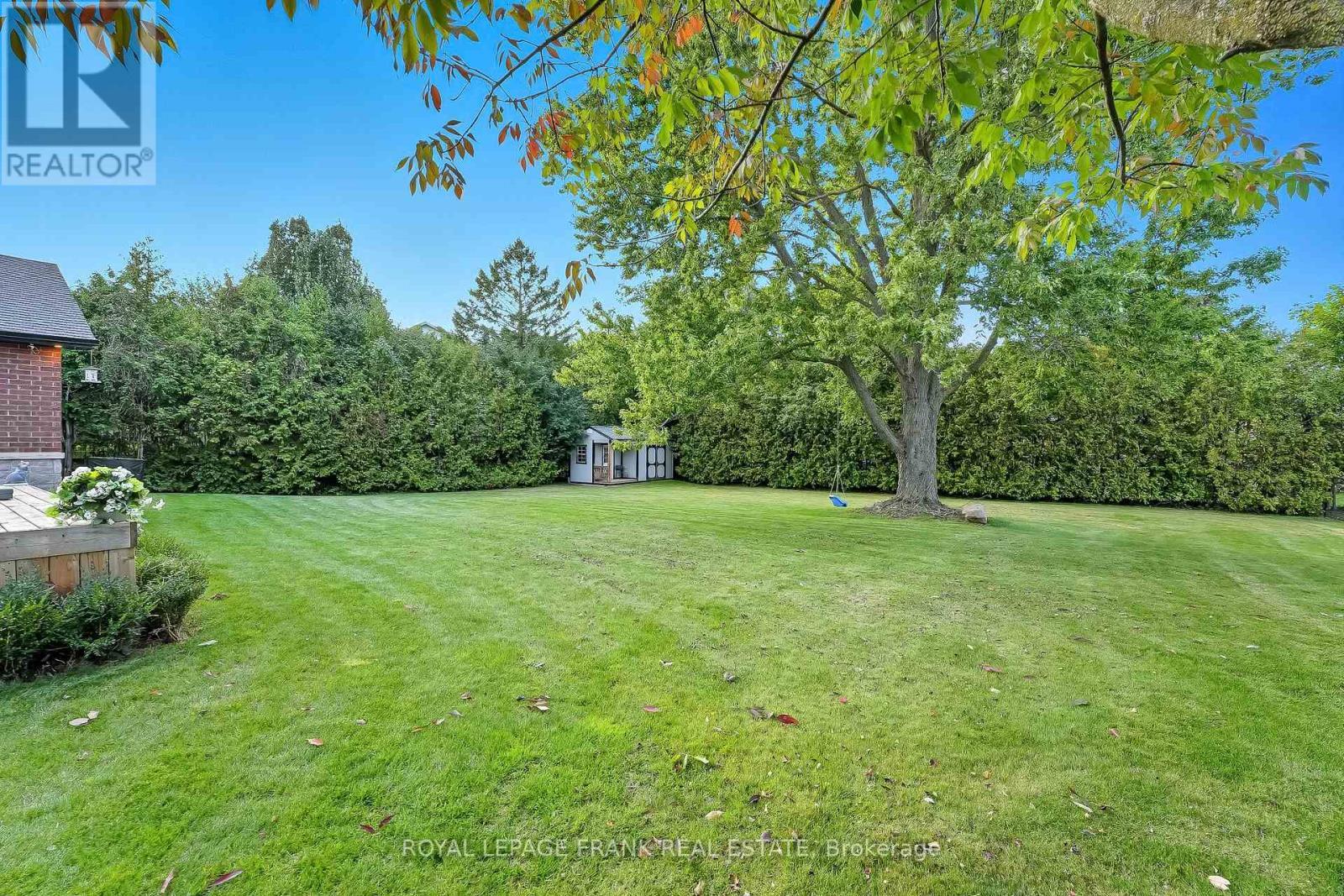 












393 LORNE STREET

,
Scugog (Port Perry),




Ontario
L9L1G1

