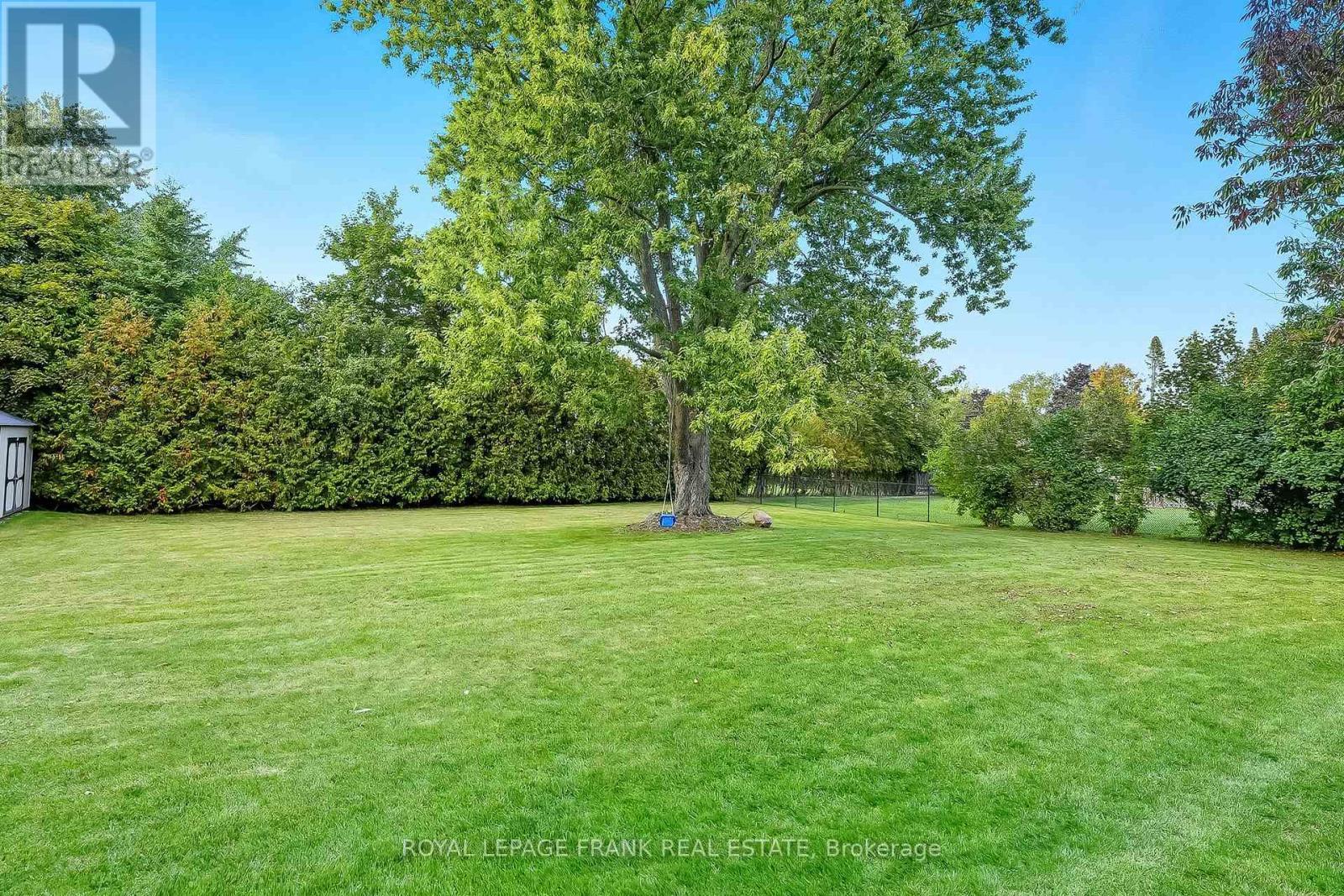 












393 LORNE STREET

,
Scugog (Port Perry),




Ontario
L9L1G1

