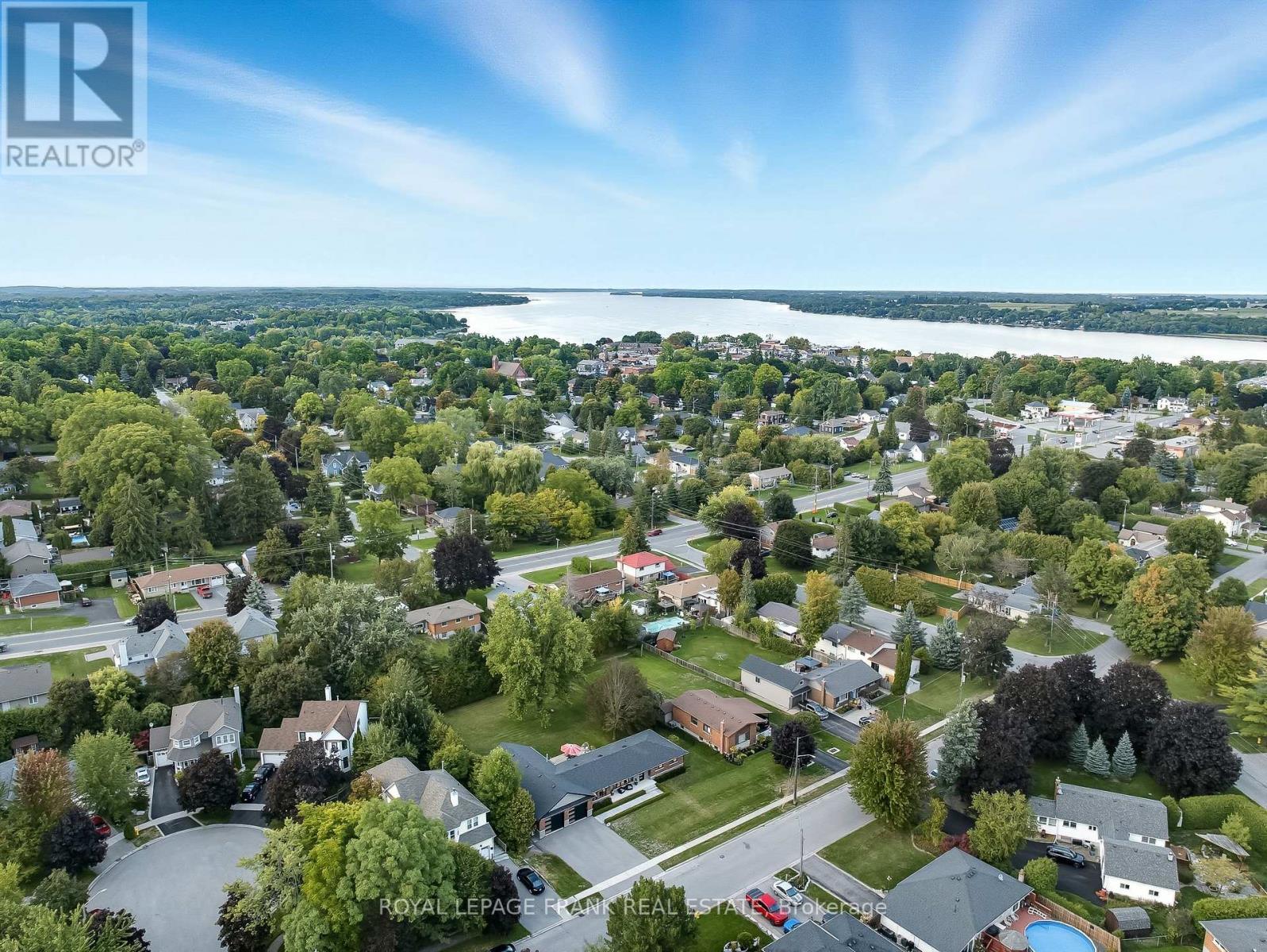 












393 LORNE STREET

,
Scugog (Port Perry),




Ontario
L9L1G1

