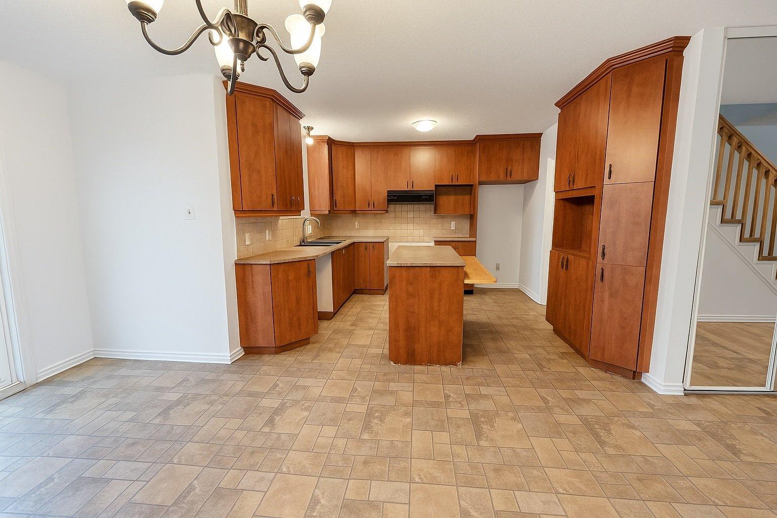 









159


Rue de Bourgneuf

,
Gatineau (Masson-Angers),




QC
J8M1X3

