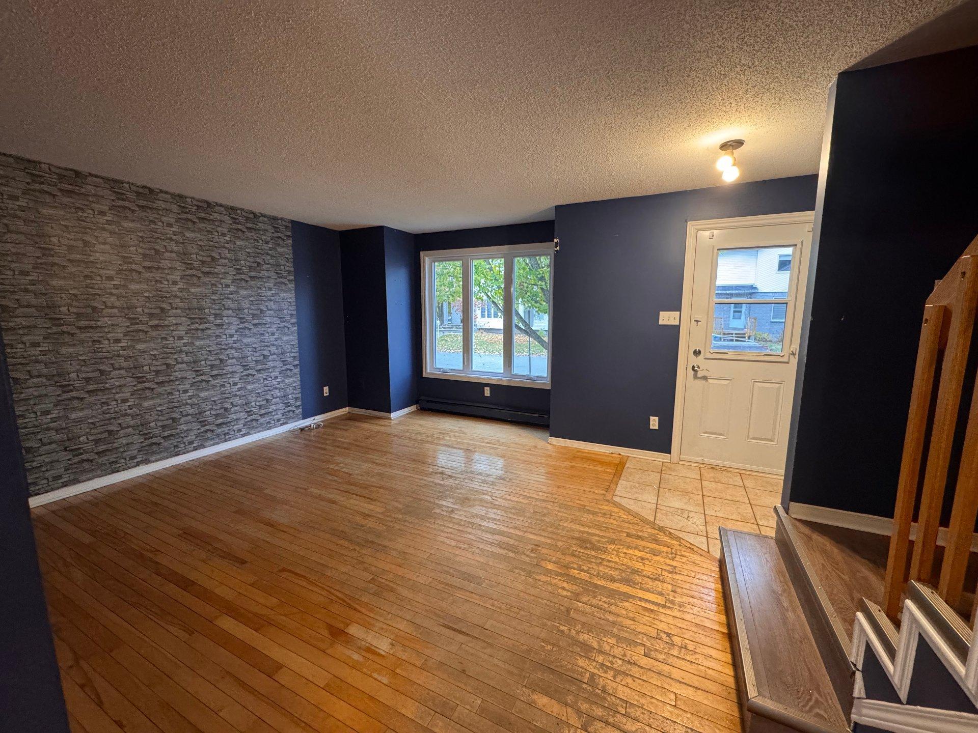 









159


Rue de Bourgneuf

,
Gatineau (Masson-Angers),




QC
J8M1X3

