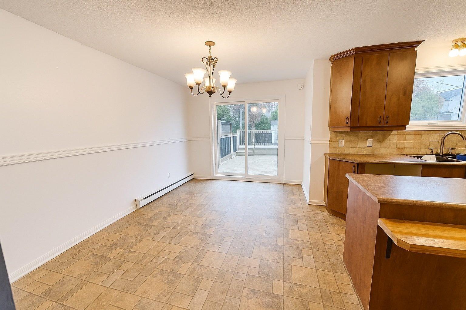 









159


Rue de Bourgneuf

,
Gatineau (Masson-Angers),




QC
J8M1X3

