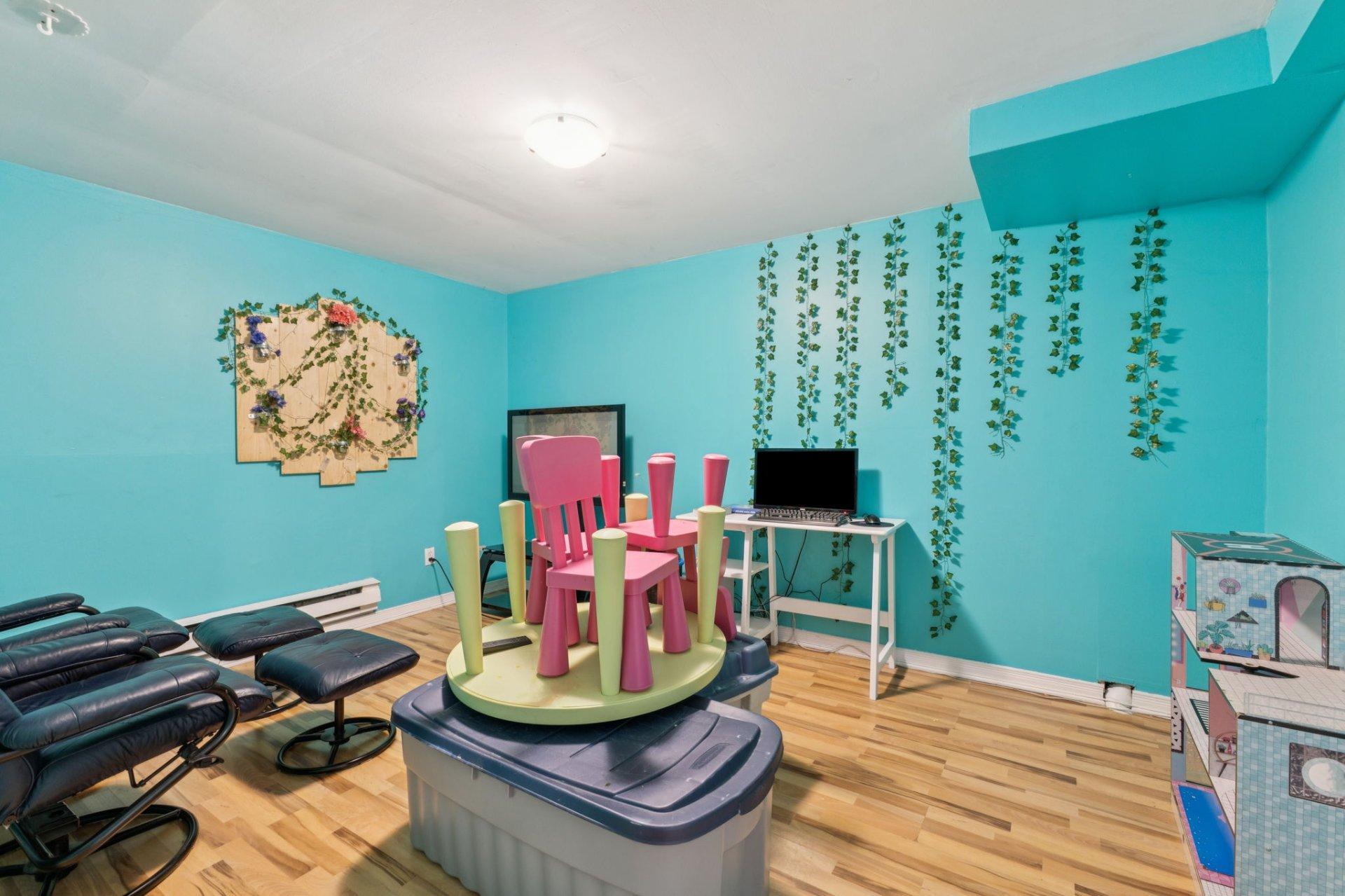 









159


Rue de Bourgneuf

,
Gatineau (Masson-Angers),




QC
J8M1X3

