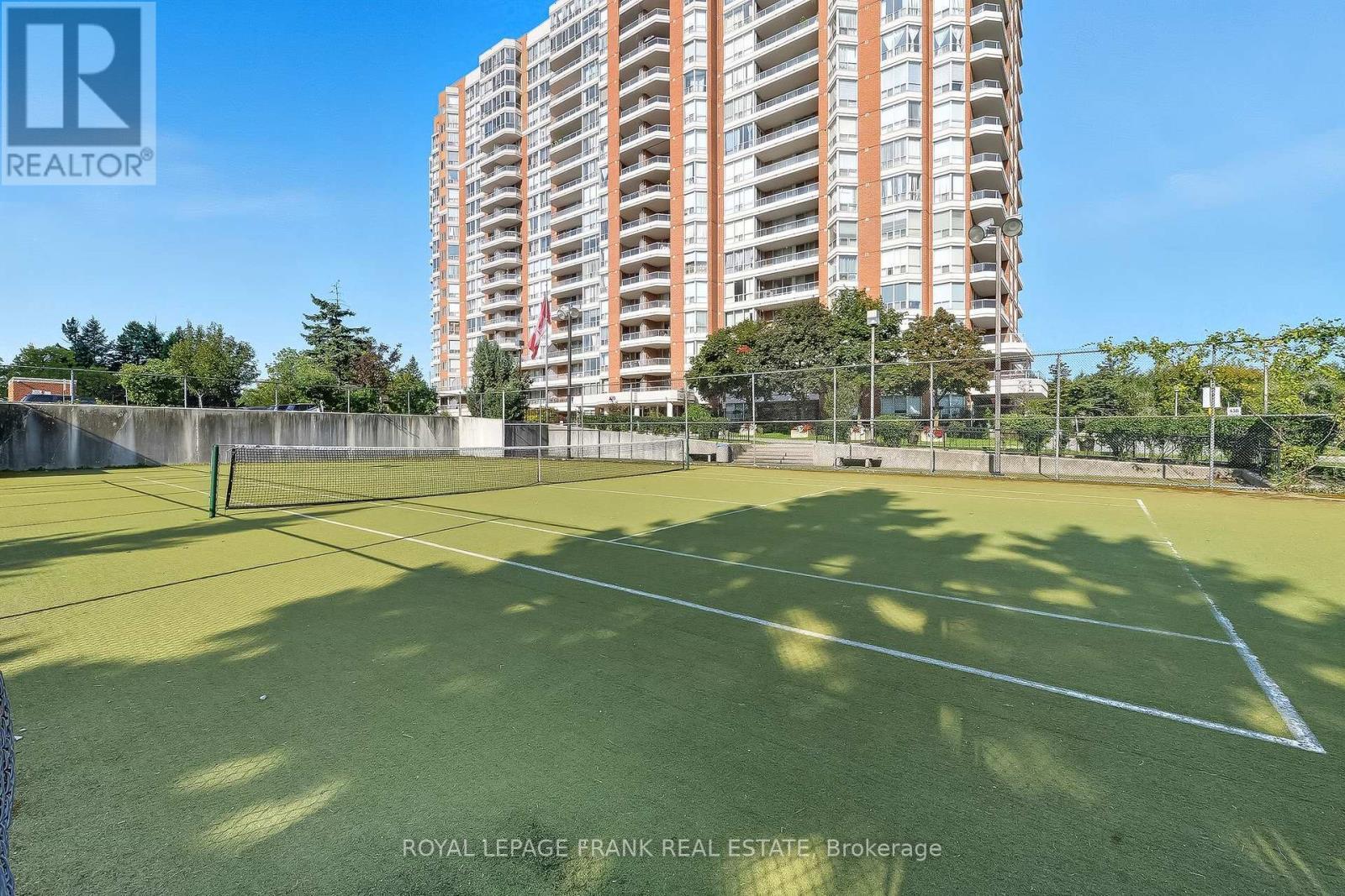












1812 - 400 MCLEVIN AVENUE

,
Toronto (Malvern),




Ontario
M1B5J4

