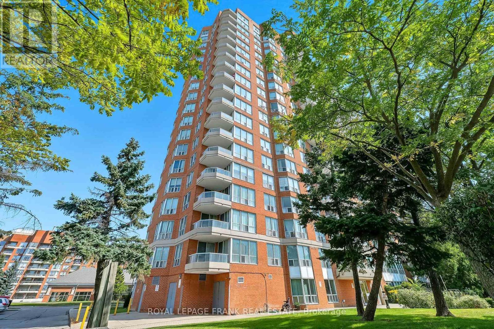 












1812 - 400 MCLEVIN AVENUE

,
Toronto (Malvern),




Ontario
M1B5J4

