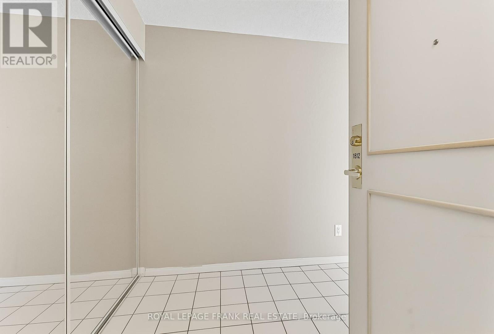












1812 - 400 MCLEVIN AVENUE

,
Toronto (Malvern),




Ontario
M1B5J4

