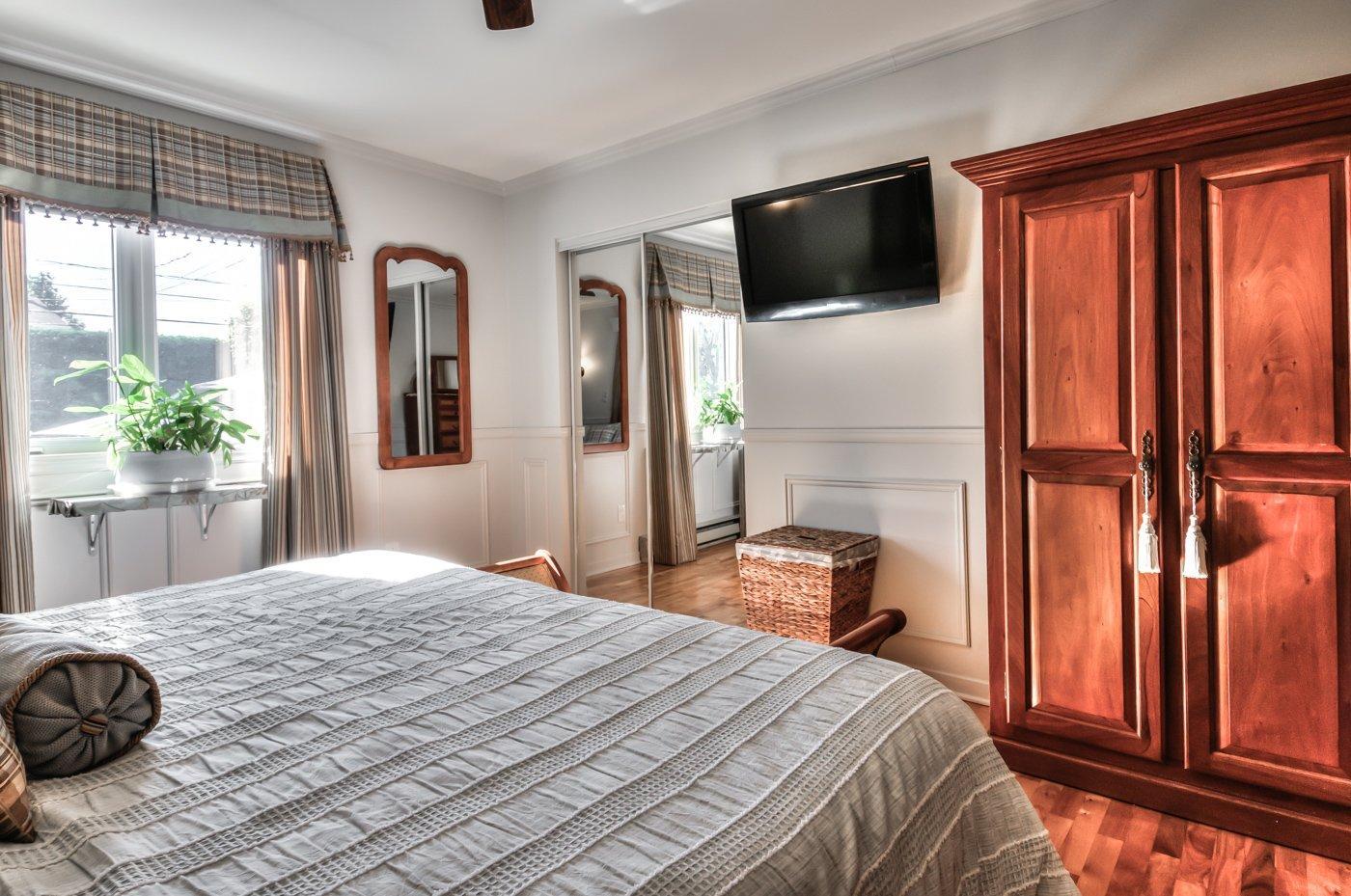 









356


Rue Dufrost

,
Varennes,




QC
J3X1M3

