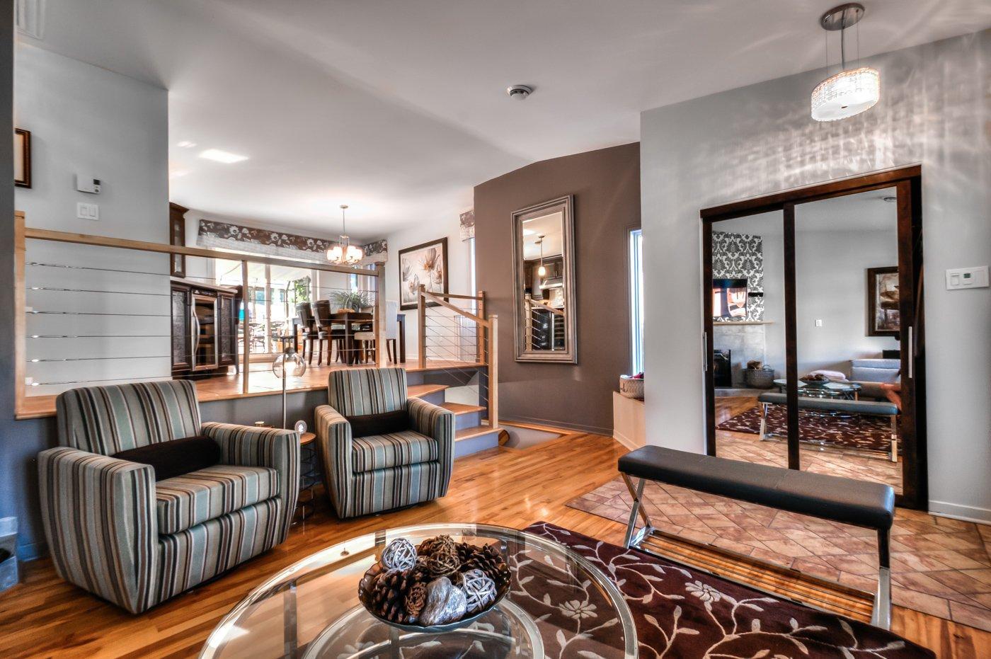 









356


Rue Dufrost

,
Varennes,




QC
J3X1M3

