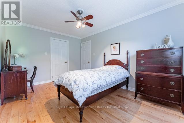 












518 GRAND RIDGE DRIVE

,
Cambridge,




Ontario
N1S4Y9


