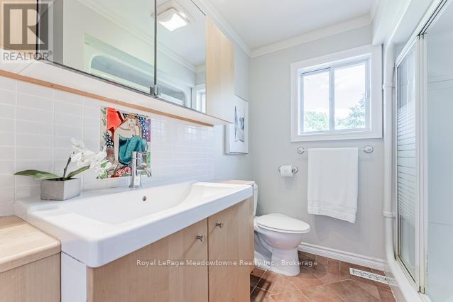 












518 GRAND RIDGE DRIVE

,
Cambridge,




Ontario
N1S4Y9

