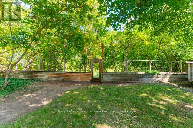 












518 GRAND RIDGE DRIVE

,
Cambridge,




Ontario
N1S4Y9

