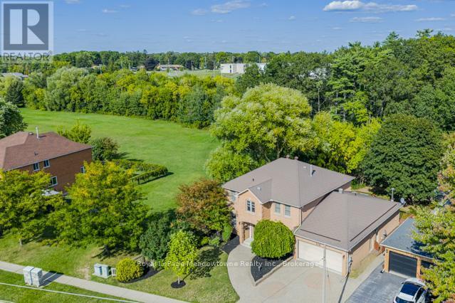 












518 GRAND RIDGE DRIVE

,
Cambridge,




Ontario
N1S4Y9

