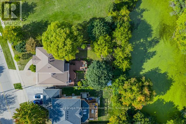 












518 GRAND RIDGE DRIVE

,
Cambridge,




Ontario
N1S4Y9

