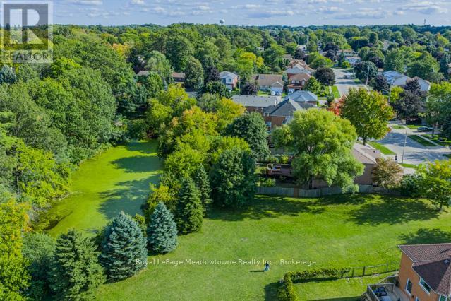 












518 GRAND RIDGE DRIVE

,
Cambridge,




Ontario
N1S4Y9

