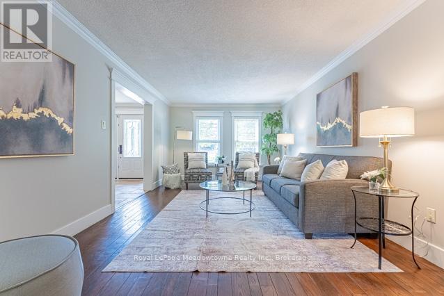 












518 GRAND RIDGE DRIVE

,
Cambridge,




Ontario
N1S4Y9

