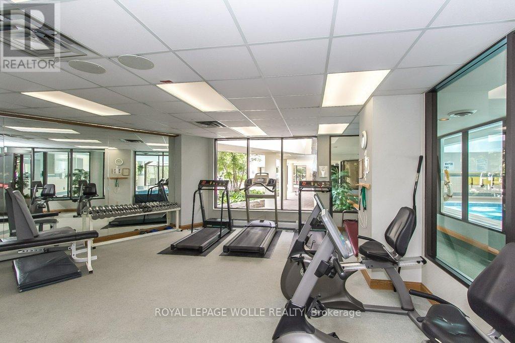 












903 - 4 WILLOW STREET

,
Waterloo,




Ontario
N2J4S2

