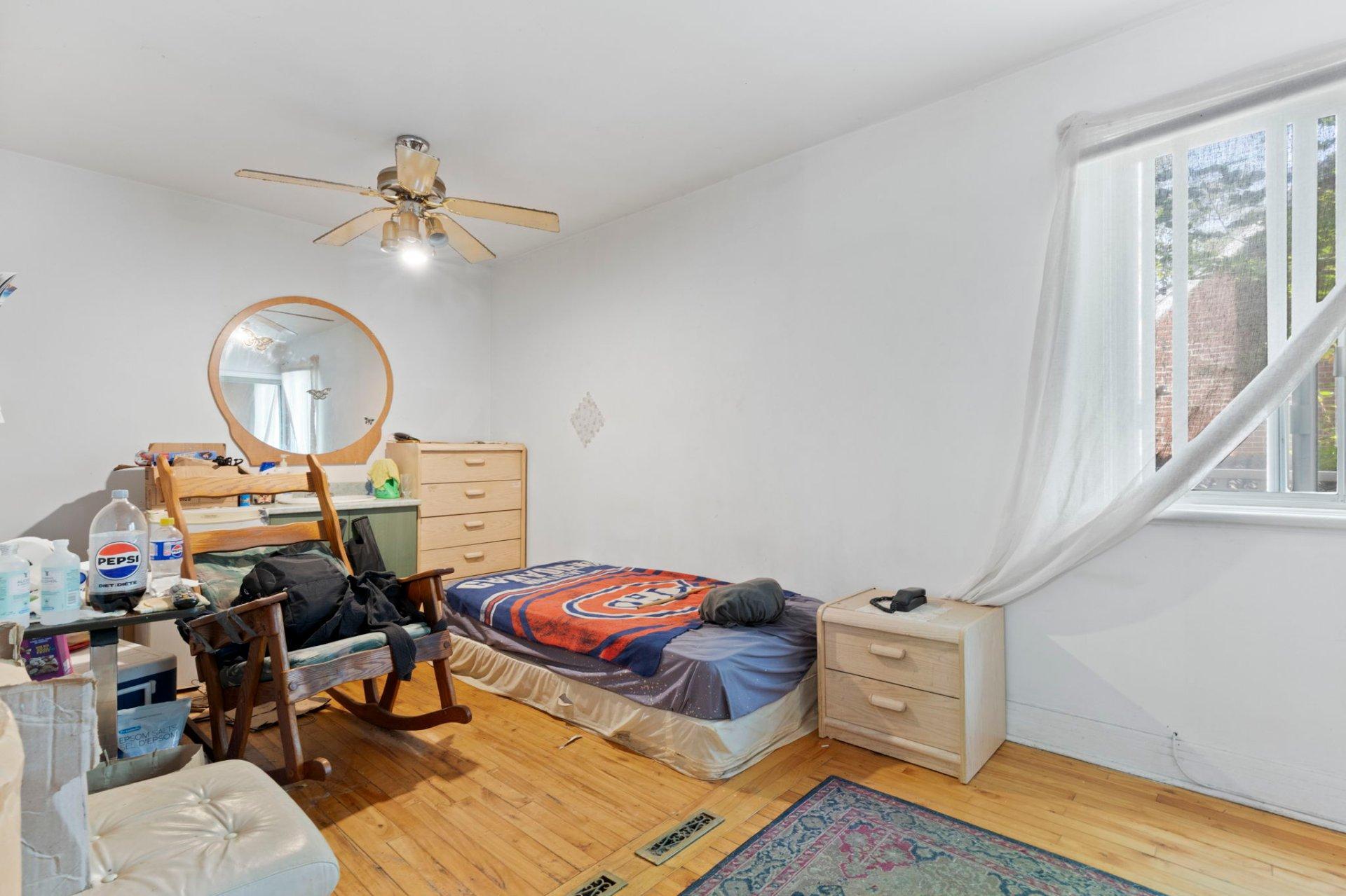 









1105


Rue Grant

,
Longueuil (Le Vieux-Longueuil),




QC
J4H3J9

