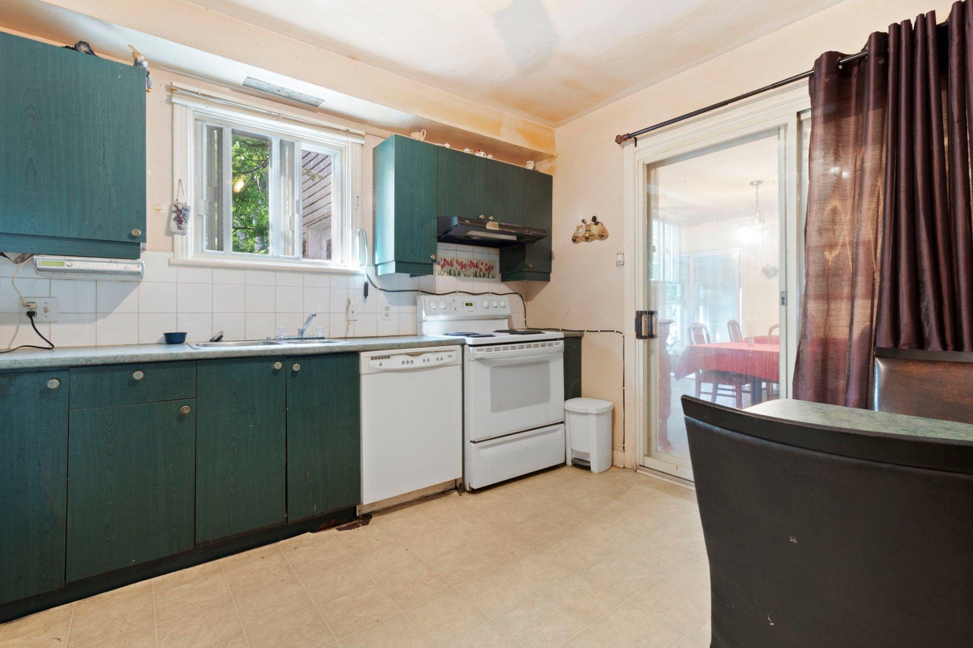 









1105


Rue Grant

,
Longueuil (Le Vieux-Longueuil),




QC
J4H3J9

