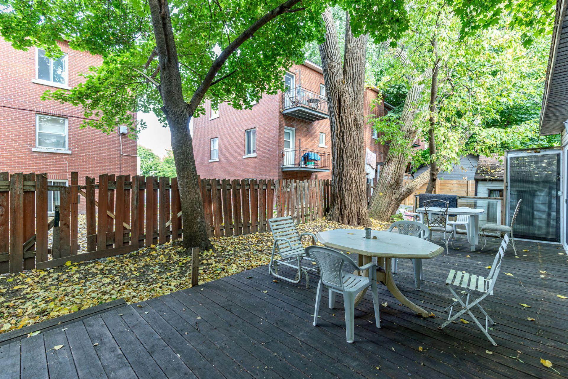 









1105


Rue Grant

,
Longueuil (Le Vieux-Longueuil),




QC
J4H3J9

