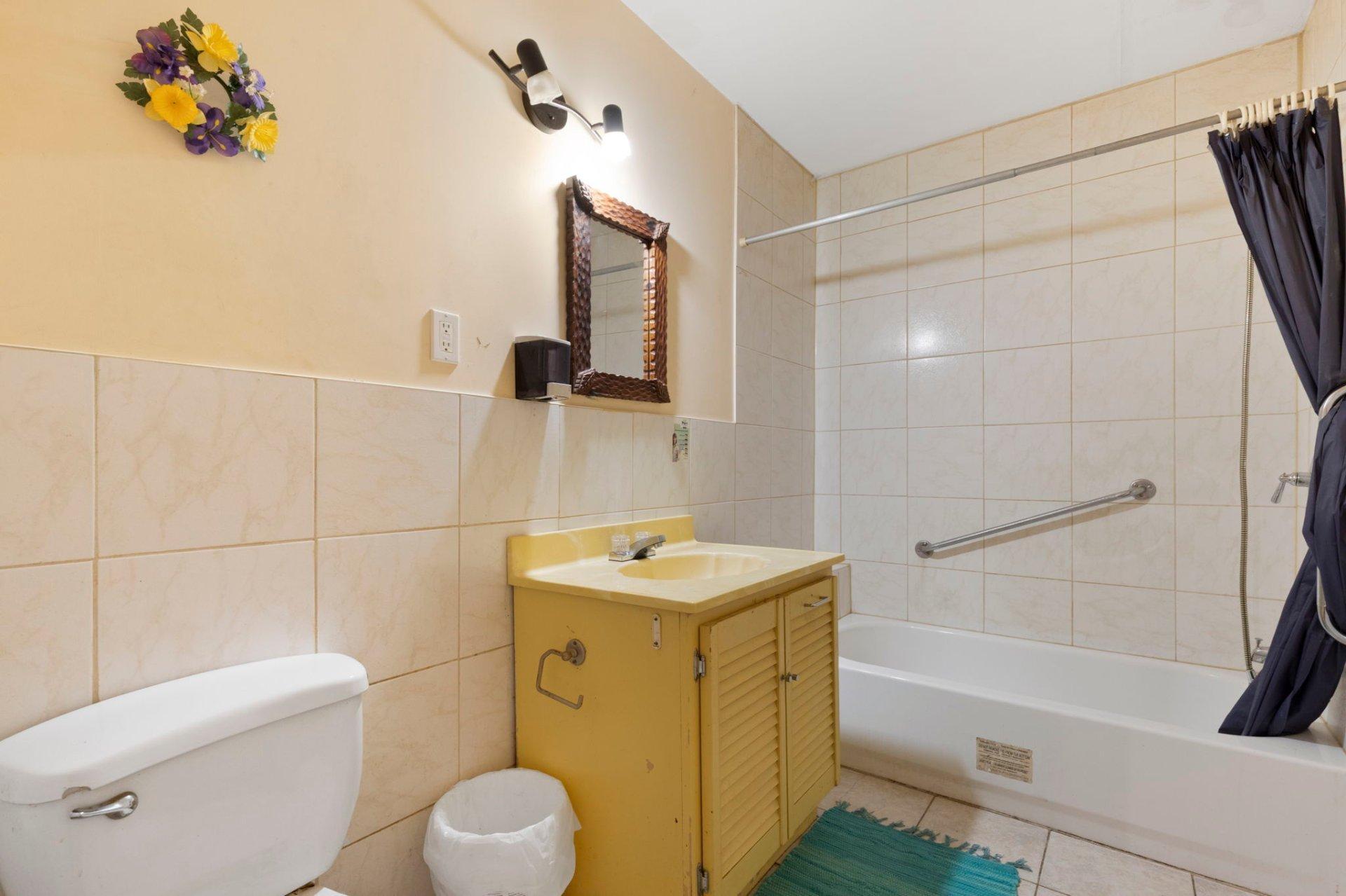 









1105


Rue Grant

,
Longueuil (Le Vieux-Longueuil),




QC
J4H3J9

