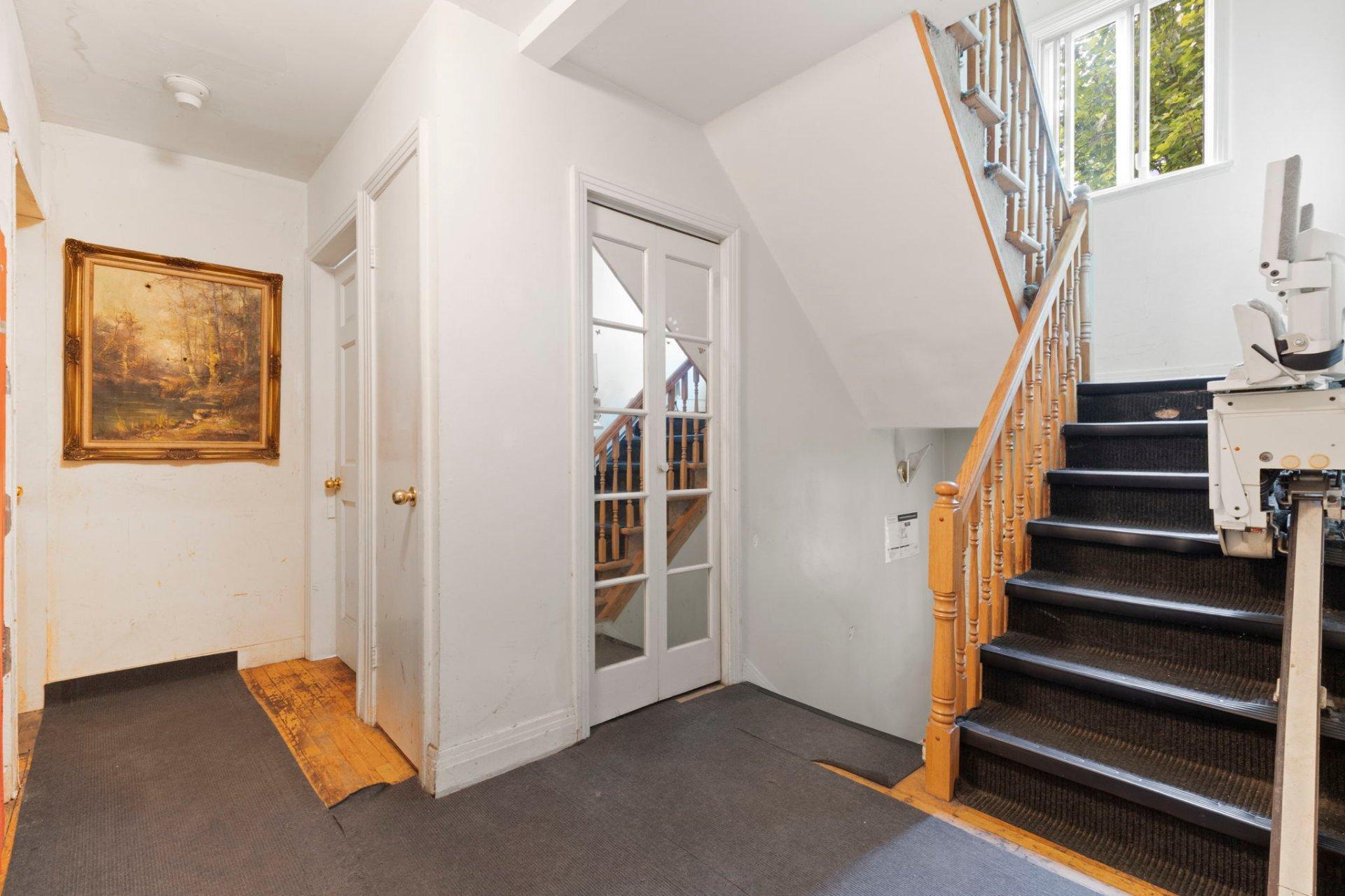 









1105


Rue Grant

,
Longueuil (Le Vieux-Longueuil),




QC
J4H3J9

