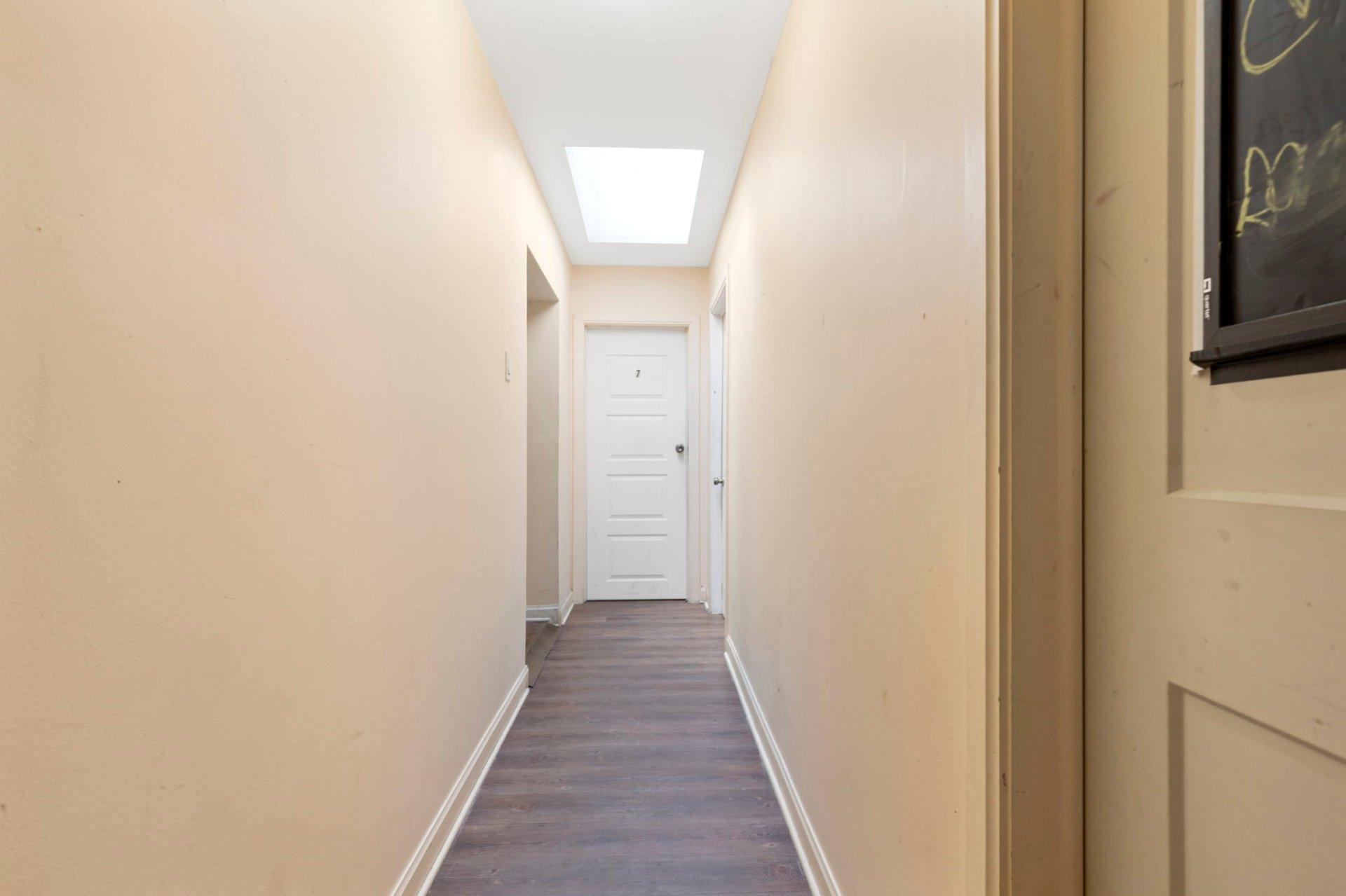 









1105


Rue Grant

,
Longueuil (Le Vieux-Longueuil),




QC
J4H3J9


