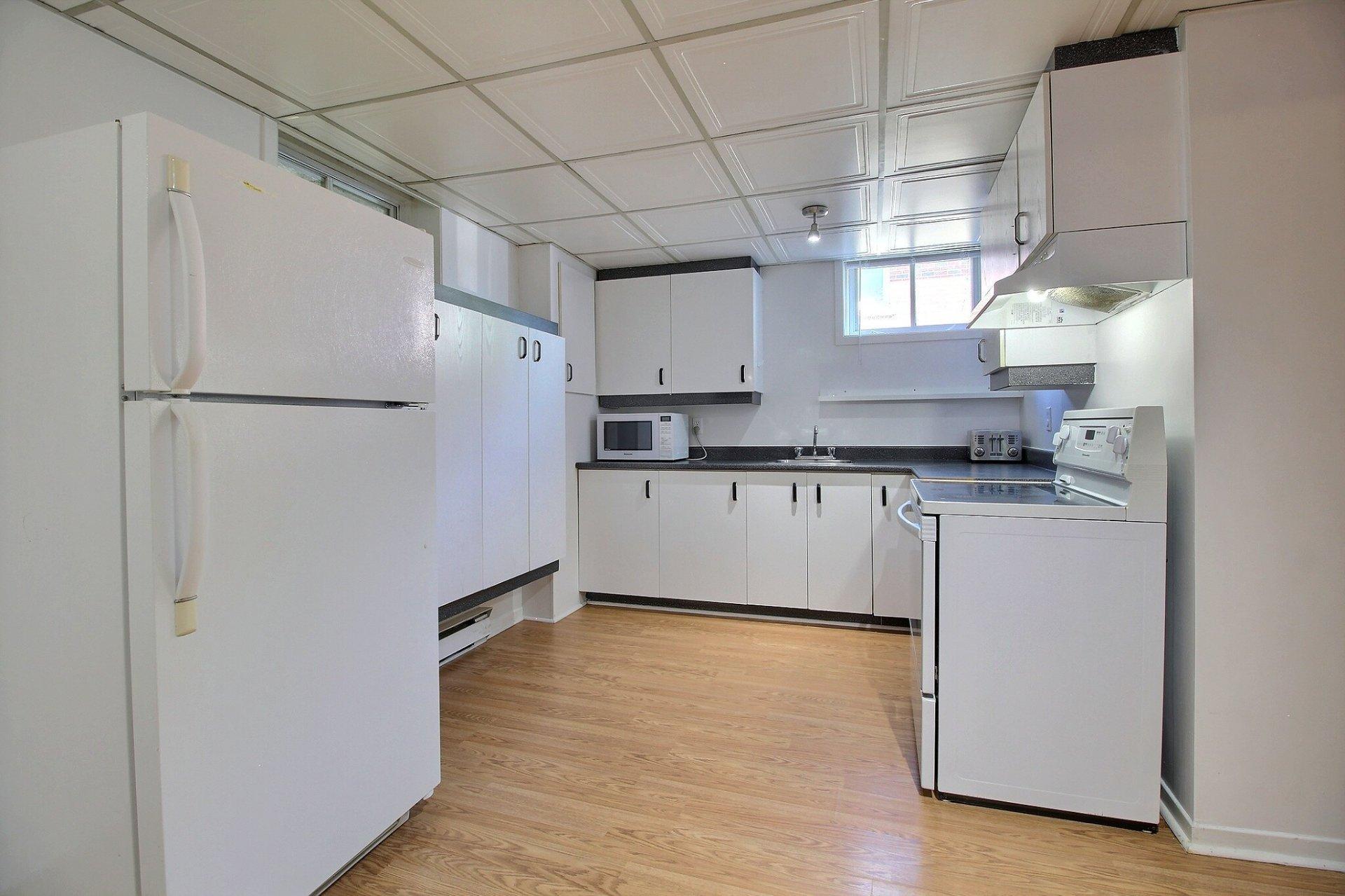 









1341


Rue Prunier

,
Sherbrooke (Les Nations),




QC
J1K2J8

