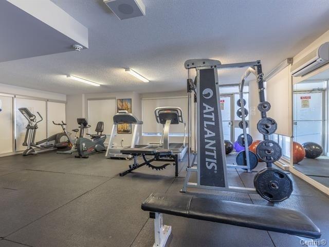 









7700


Rue du Mans

, 808,
Montréal (Saint-Léonard),




QC
H1S1Z9

