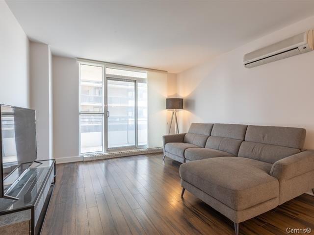 









7700


Rue du Mans

, 808,
Montréal (Saint-Léonard),




QC
H1S1Z9

