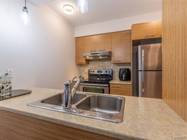 









7700


Rue du Mans

, 808,
Montréal (Saint-Léonard),




QC
H1S1Z9

