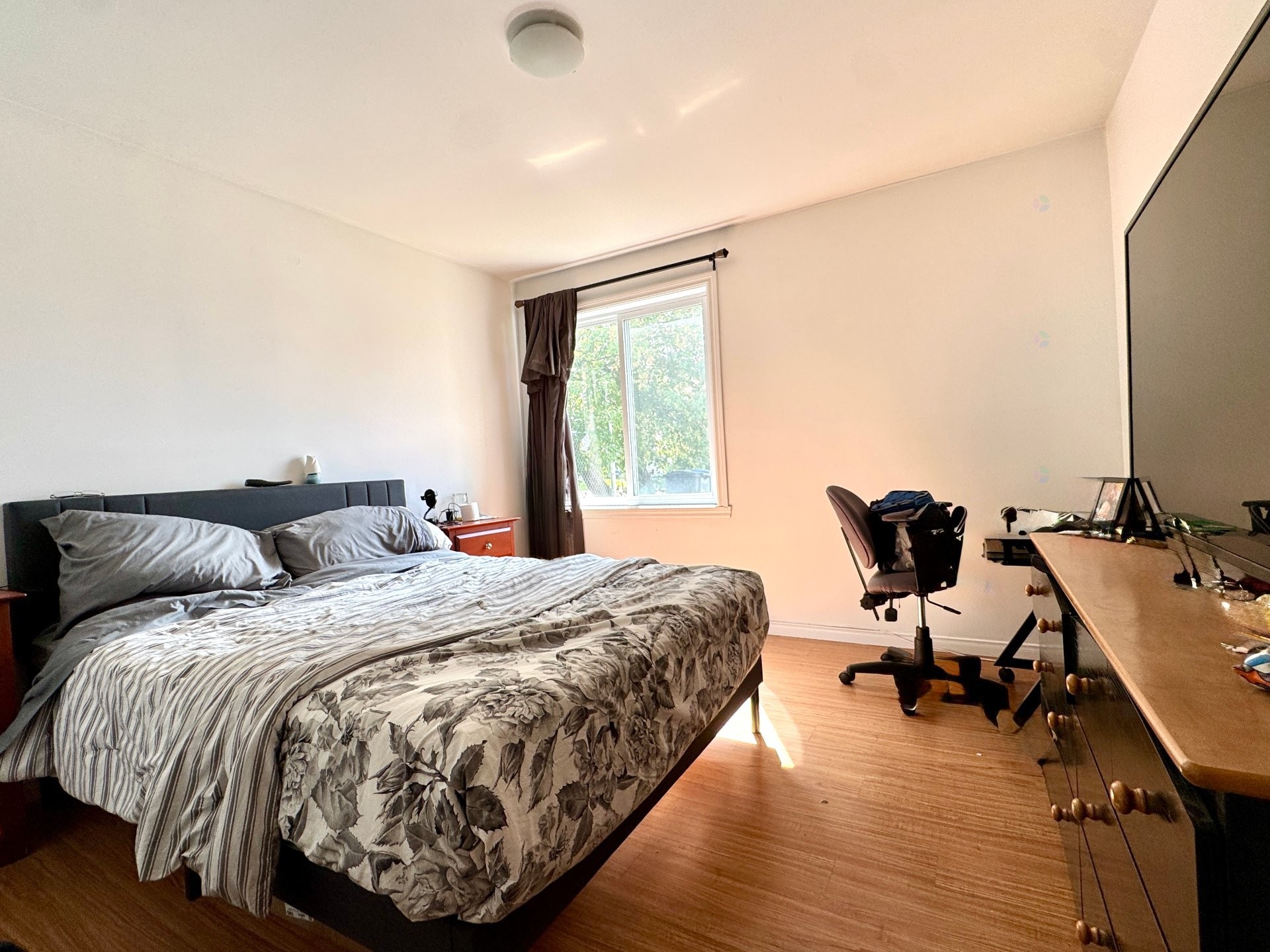 









410


Rue Marquis

,
Saint-Célestin - Village,




QC
J0C1G0

