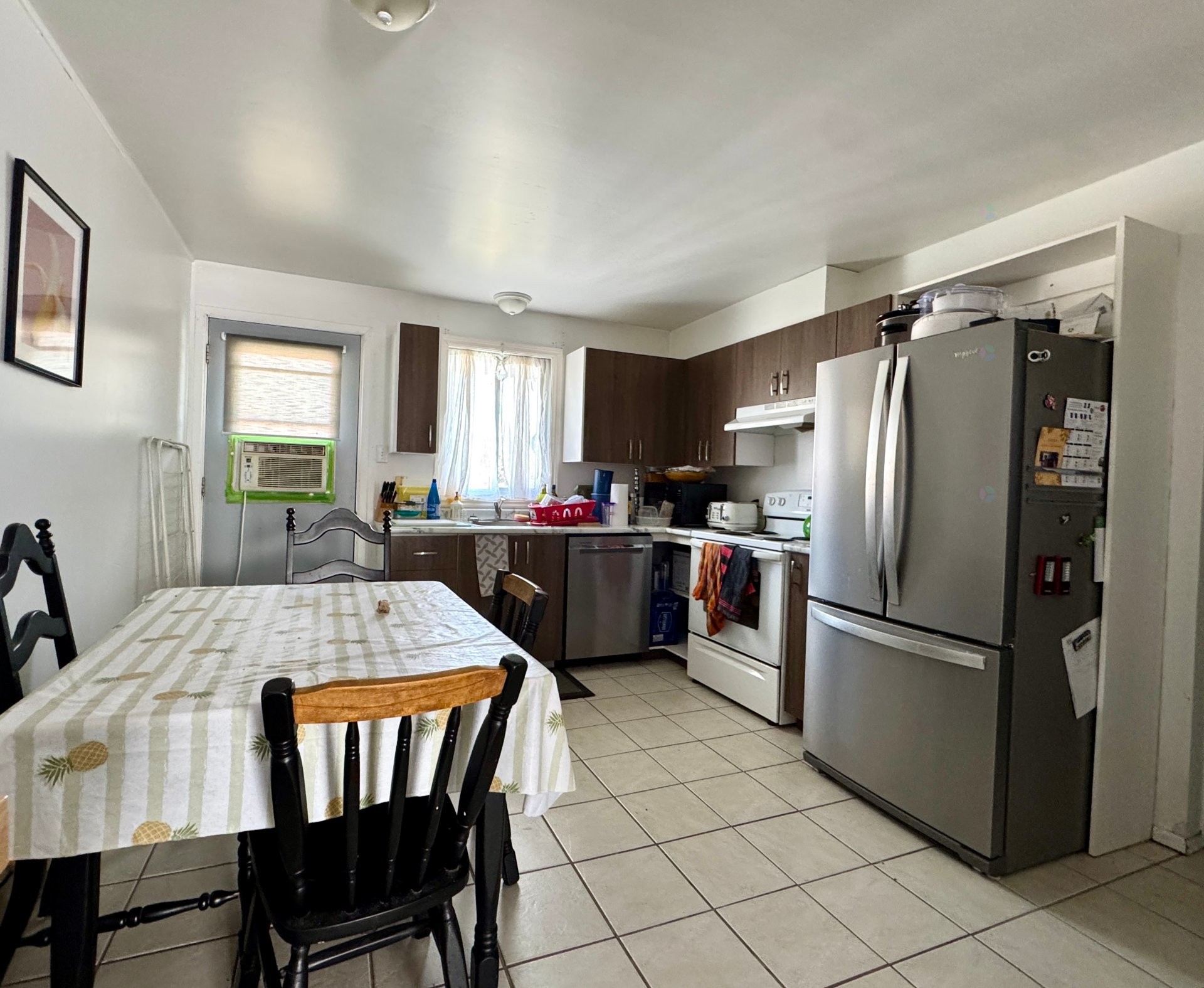 









410


Rue Marquis

,
Saint-Célestin - Village,




QC
J0C1G0

