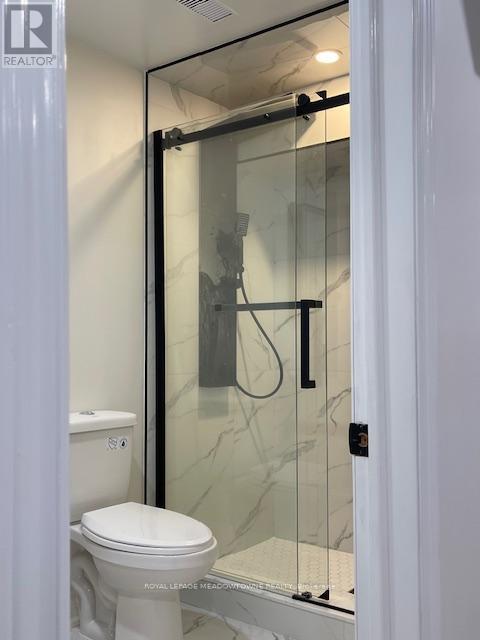 












130 LADY DOLORES AVENUE

,
Vaughan,




Ontario
L6A4G3

