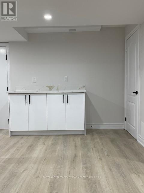 












130 LADY DOLORES AVENUE

,
Vaughan,




Ontario
L6A4G3

