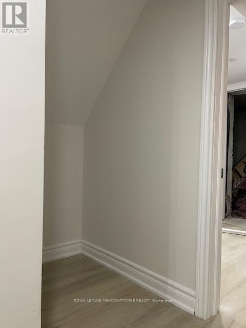 












130 LADY DOLORES AVENUE

,
Vaughan,




Ontario
L6A4G3

