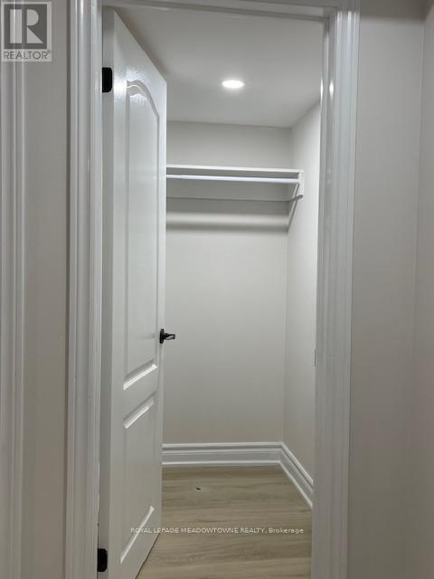 












130 LADY DOLORES AVENUE

,
Vaughan,




Ontario
L6A4G3

