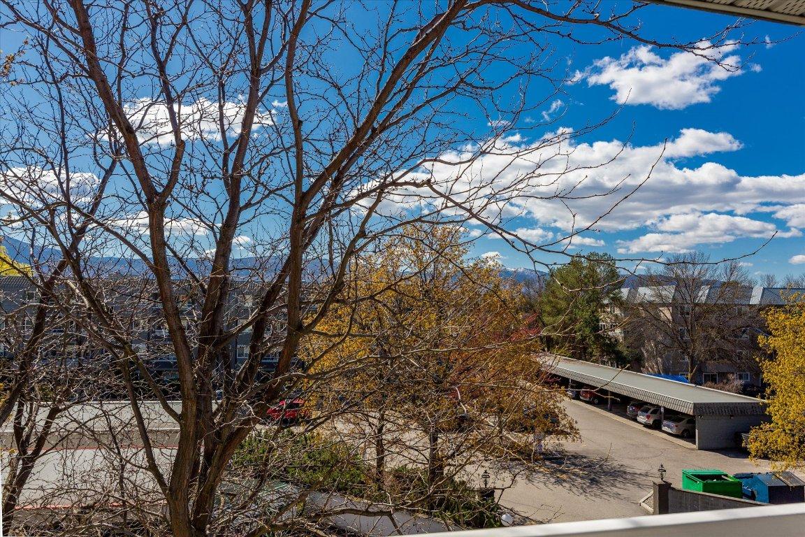 









3155


De Montreuil

Court, 410,
Kelowna,




BC
V1W 3W1

