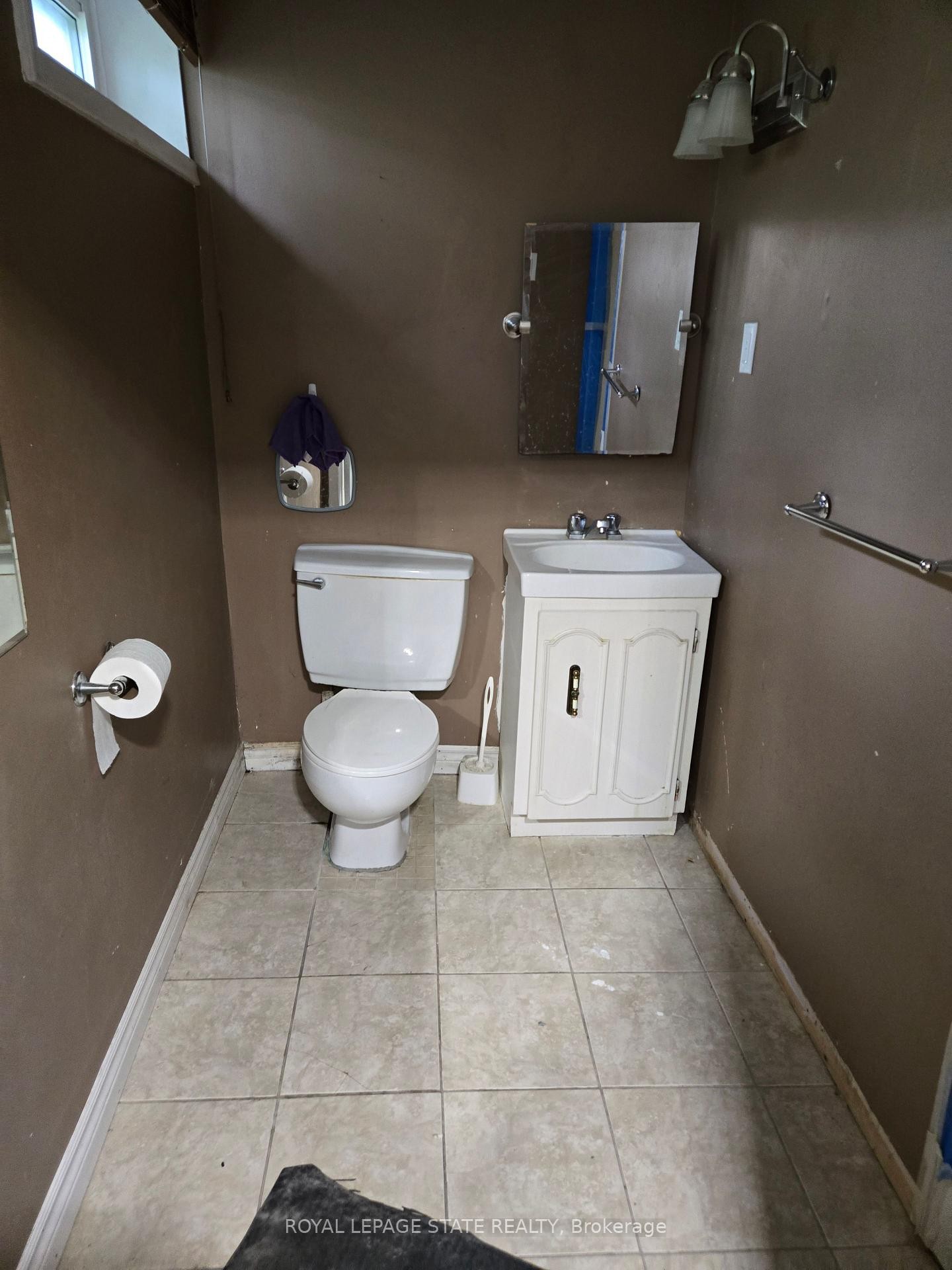 









153


Limeridge

Road West, 4,
Hamilton,




ON
L9C 2V3

