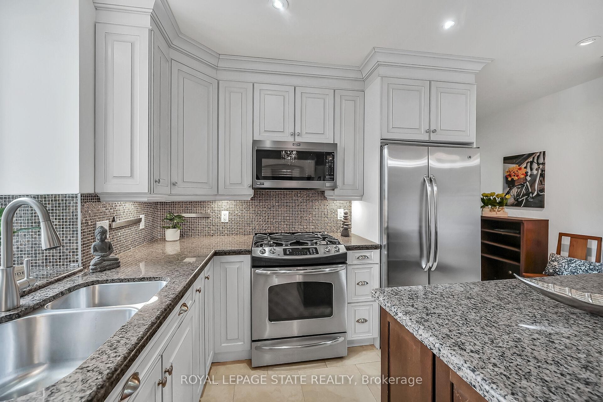 









86


Herkimer

Street, 41,
Hamilton,




ON
L8P 2G7

