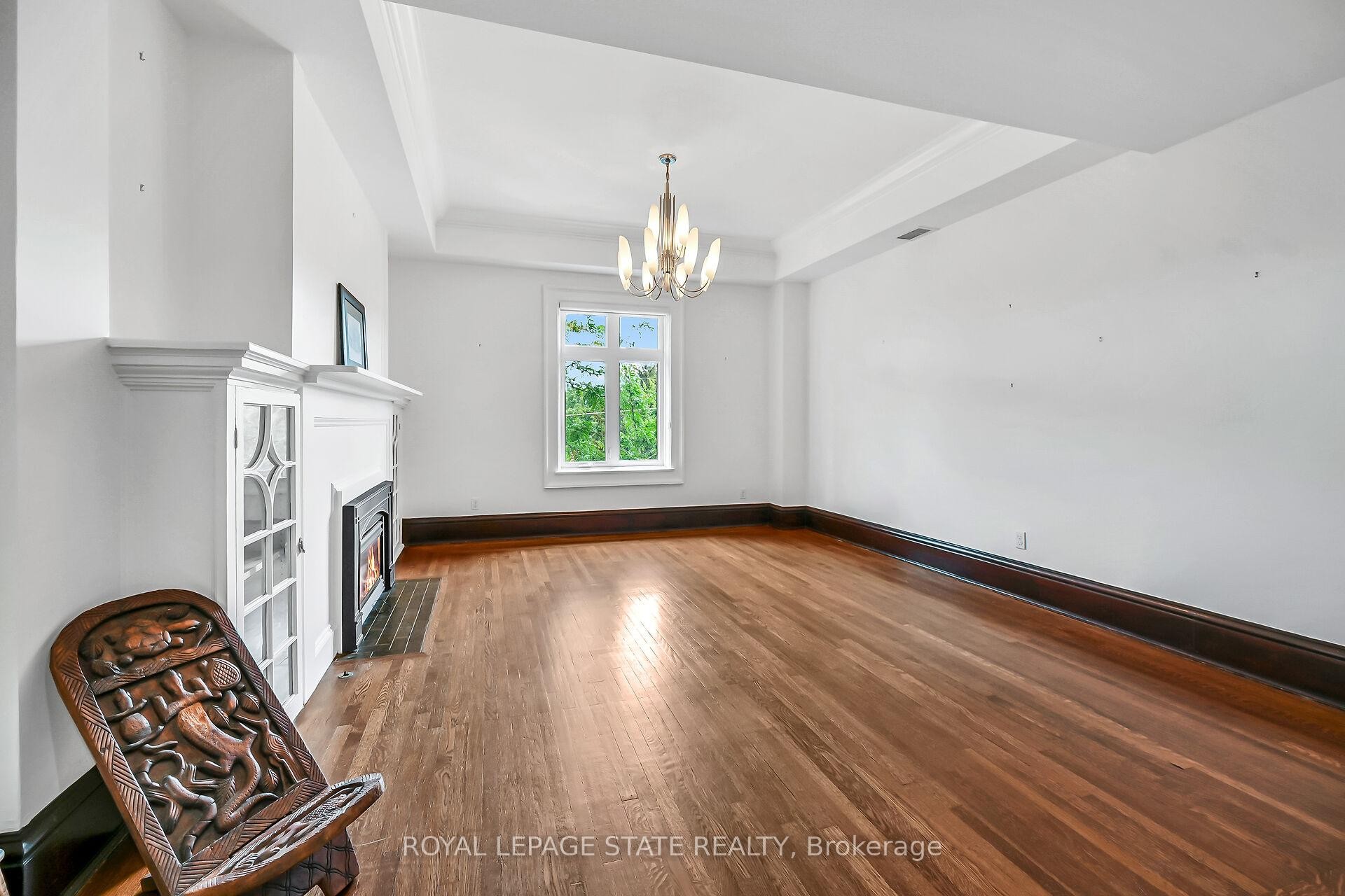 









86


Herkimer

Street, 41,
Hamilton,




ON
L8P 2G7

