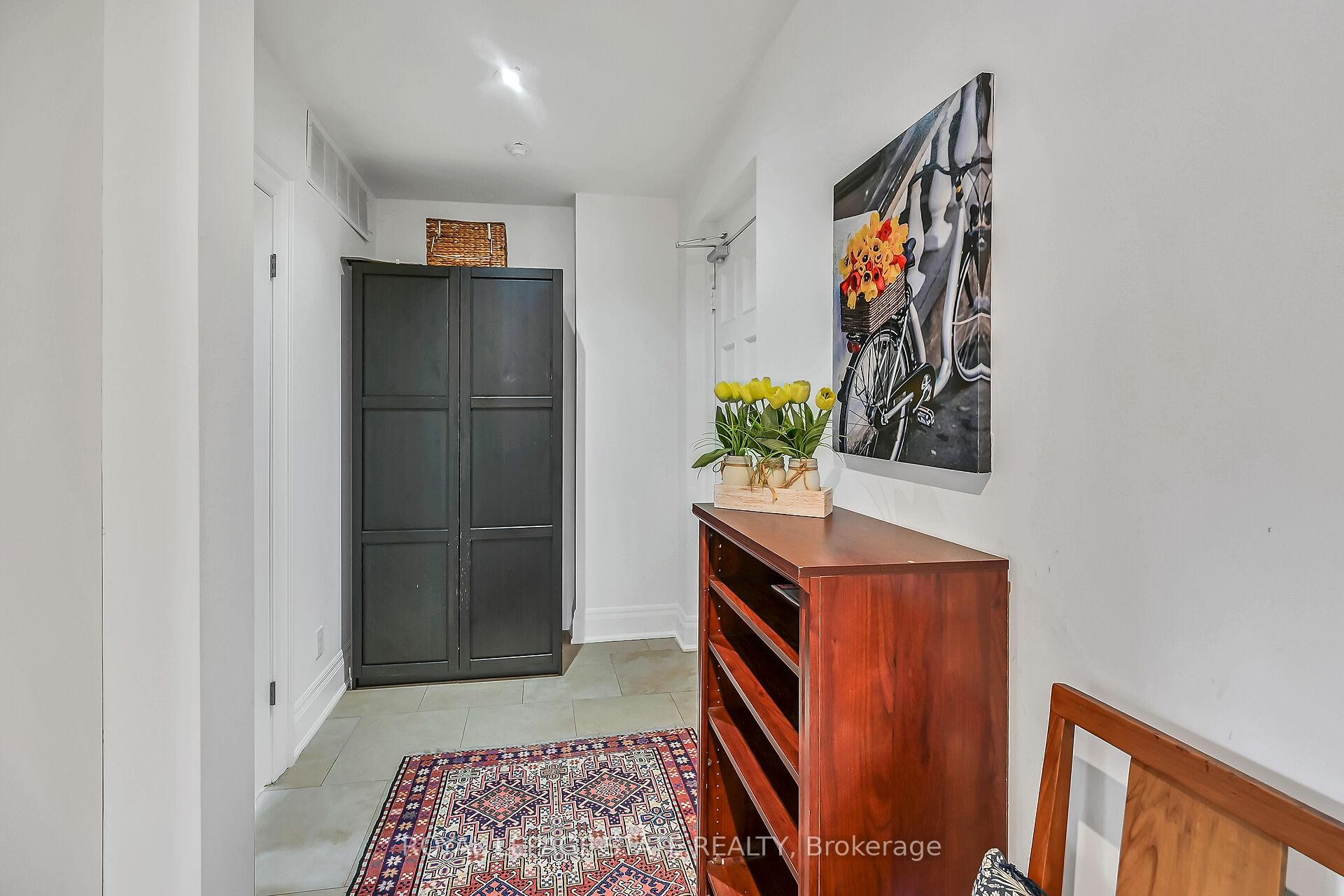 









86


Herkimer

Street, 41,
Hamilton,




ON
L8P 2G7

